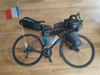Vélos de sport et de randonnée Triban - RC500 image